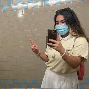 Meet your Posher, Debbie